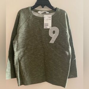 2 New Sweater for boys size 4-6